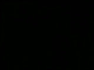 美丽的性爱在浴室与一个成熟的荡妇